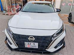 نيسان ألتيما